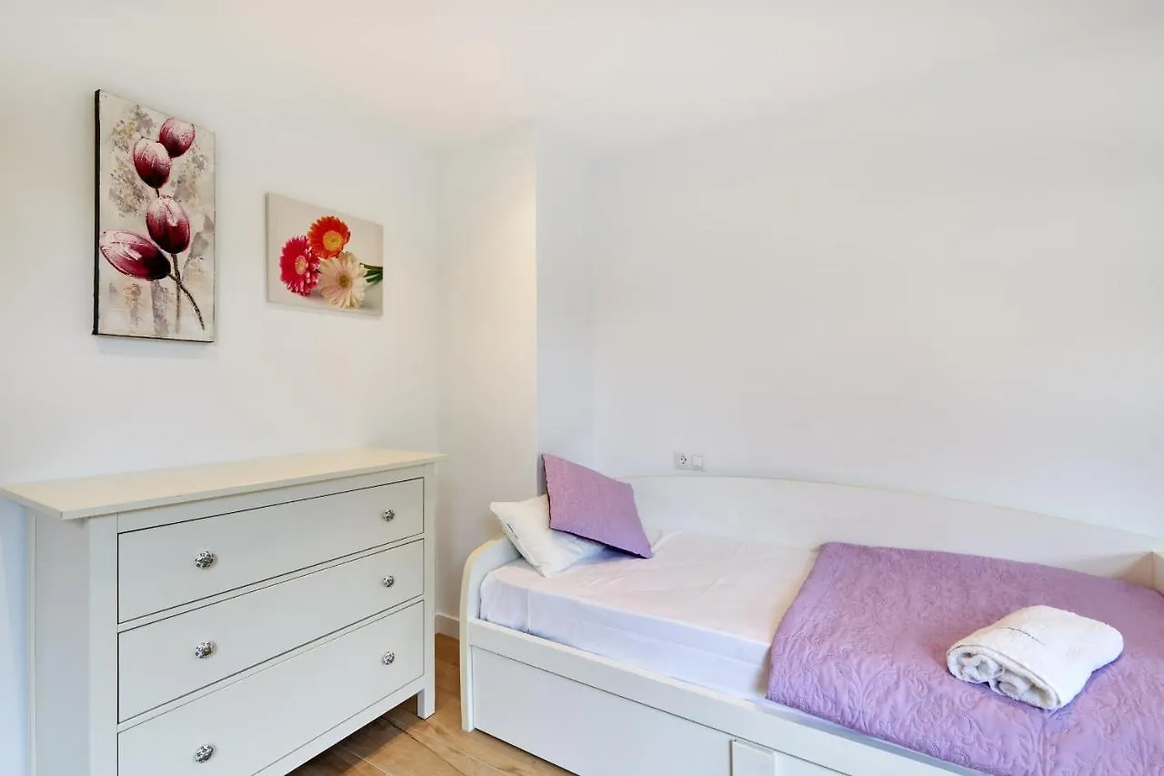 Apartmán Apartamento En Clinica Universitaria Y Hospitales Pamplona 0*,  Španělsko
